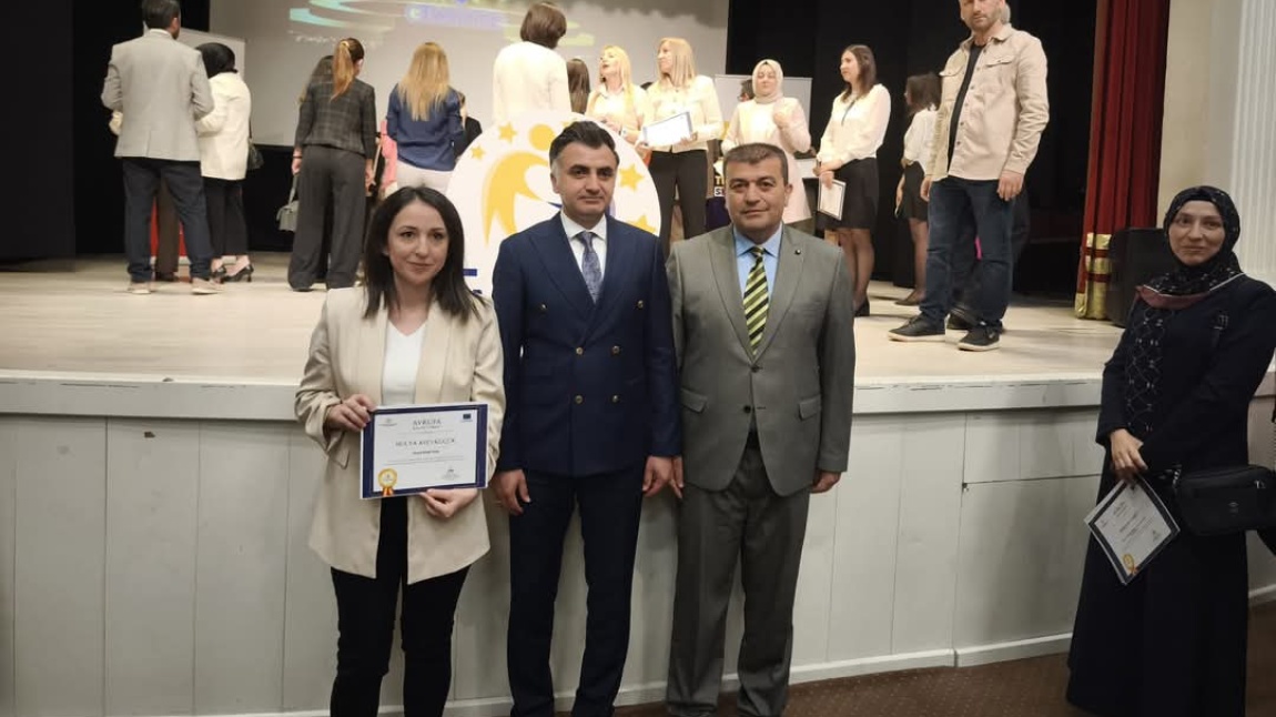e-Twinning KALİTE ETİKETİ ÖDÜL TÖRENİ YAPILDI.